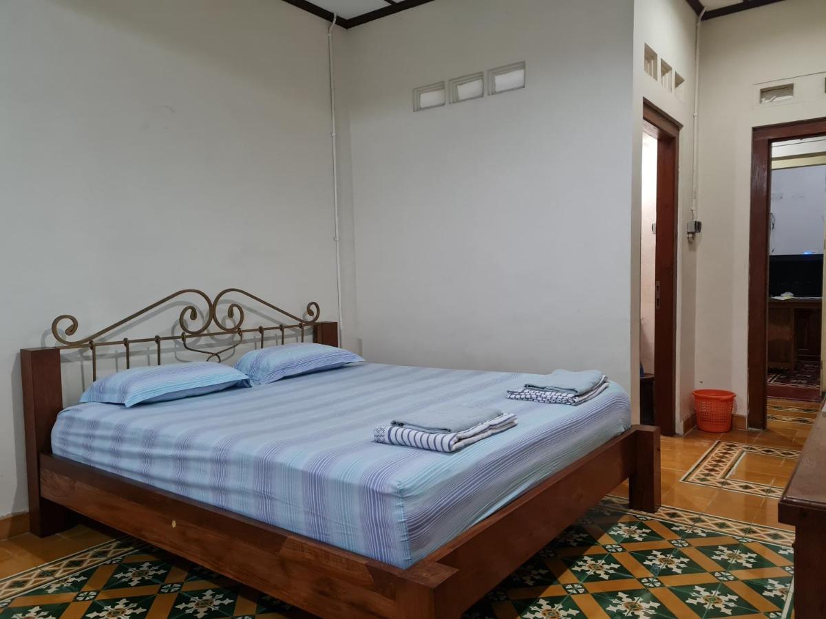 Omah Pitoe Yogya Homestay 요그야카르타 외부 사진