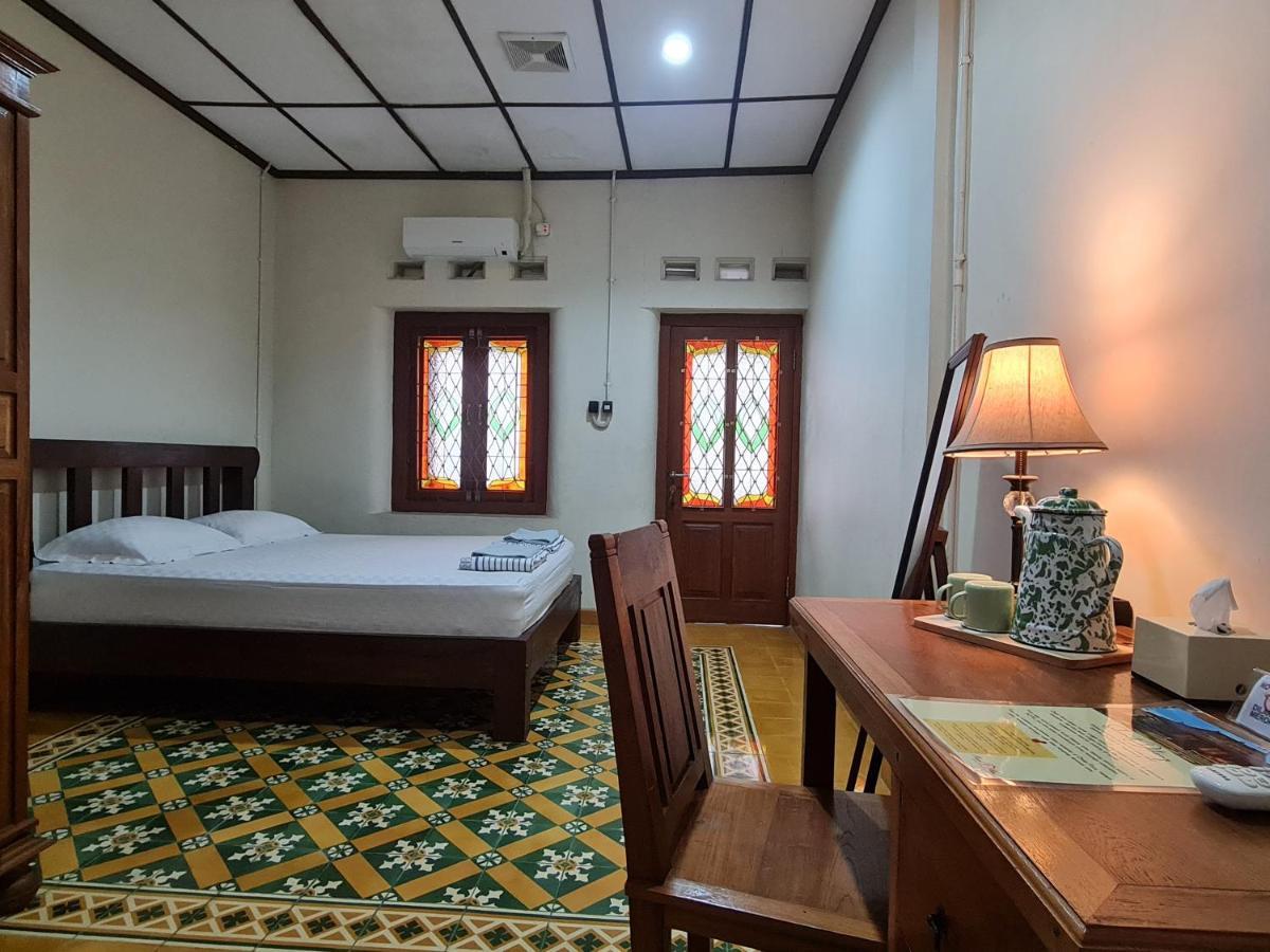Omah Pitoe Yogya Homestay 요그야카르타 외부 사진