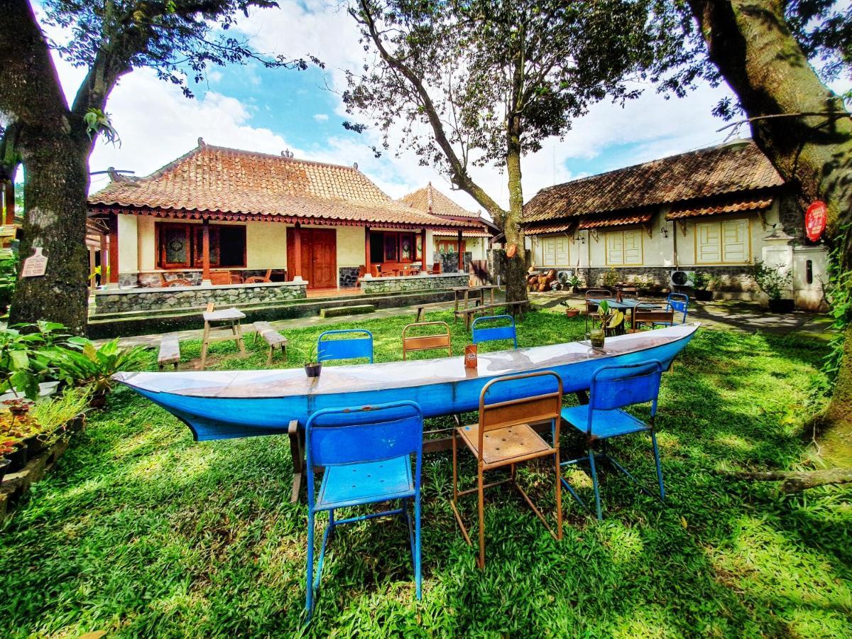 Omah Pitoe Yogya Homestay 요그야카르타 외부 사진