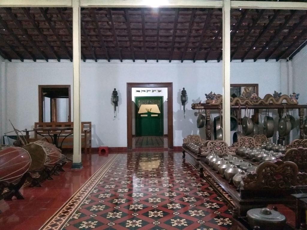Omah Pitoe Yogya Homestay 요그야카르타 외부 사진