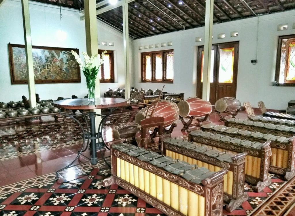Omah Pitoe Yogya Homestay 요그야카르타 외부 사진